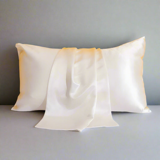 100% Pure Silk Pillowcase – The Ultimate Beauty Sleep Essential